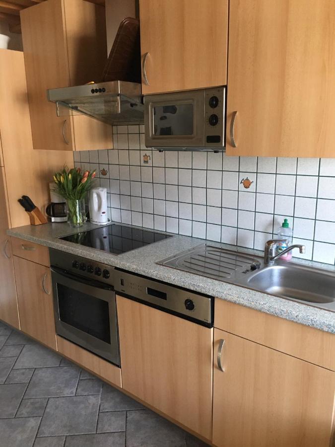 Appartements Caroline Осиах Екстериор снимка
