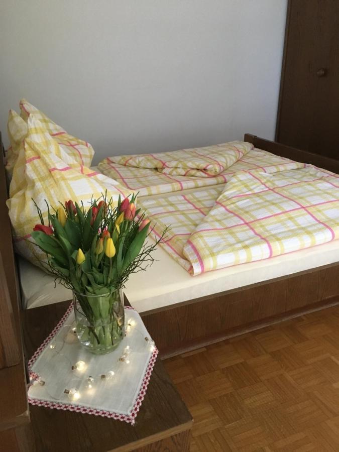 Appartements Caroline Осиах Екстериор снимка